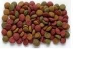 Produrre pellet di alimenti per animali domestici e pesci