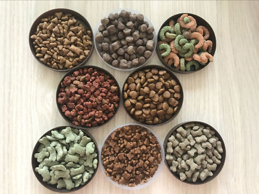 Linea di produzione di macchine per alimenti per animali domestici con estrusore automatico di alimenti per cani secchi personalizzato