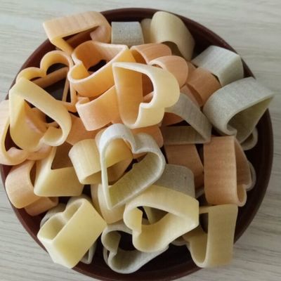 Linea di produzione di pasta di maccheroni industriali personalizzabile per soddisfare le esigenze dei clienti