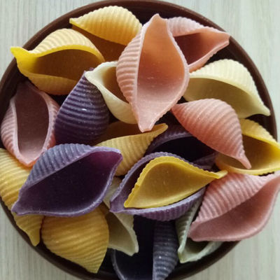 Macchine industriali per la produzione di pasta a base di maccheroni per alimenti con farina di grano e personalizzazione