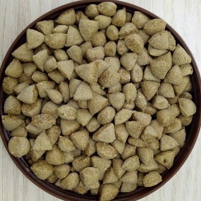 Equipaggiamento per l'estrusione di pellet di alimenti per cani a piccole dimensioni con tecnologia Delta Inverter